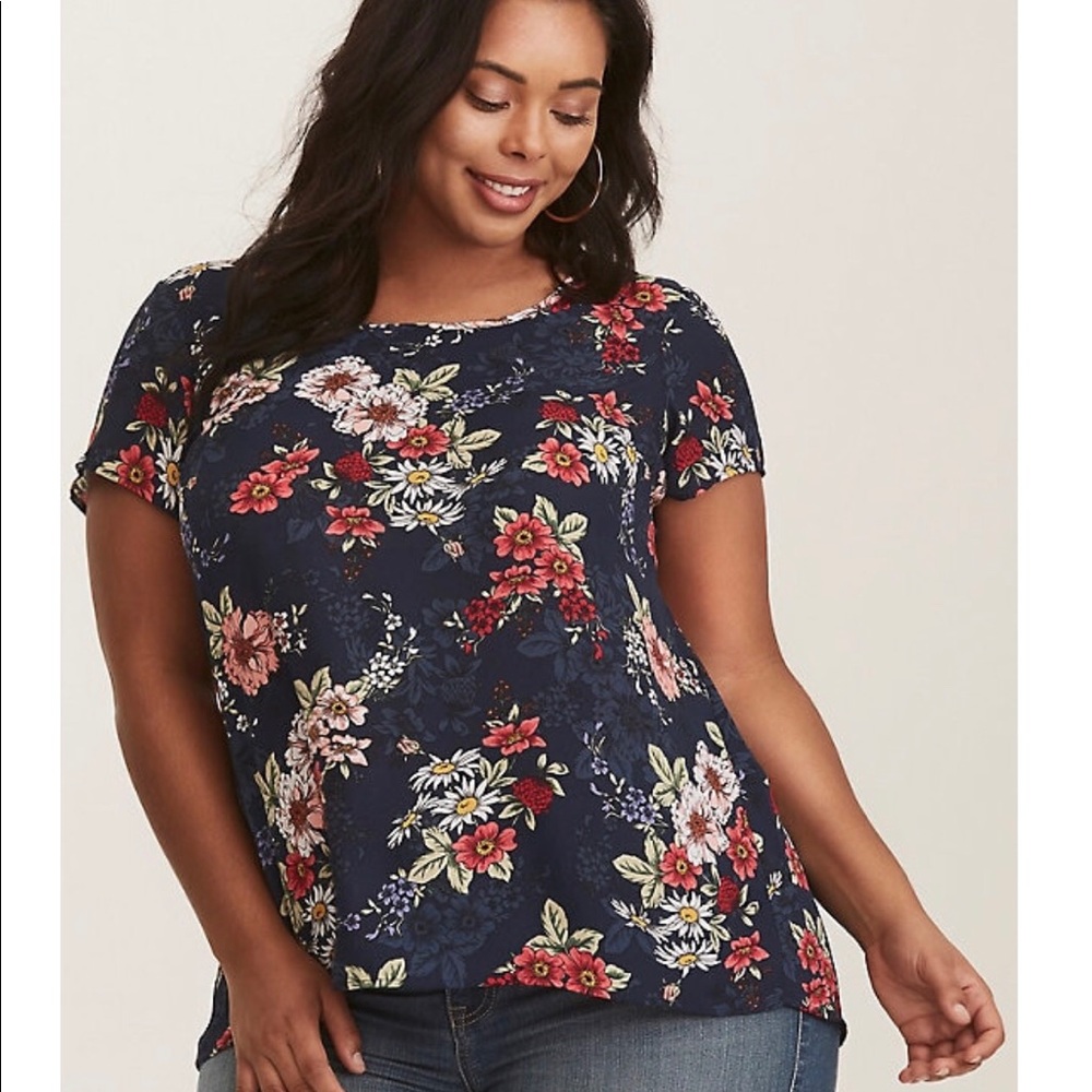 TORRID TOP!!! SIZE 3!!! GOOD CONDITION!!!